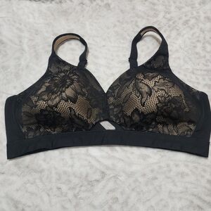 Cacique Women's Lightly Lined No-wire Bra Size 42C Black Nude
